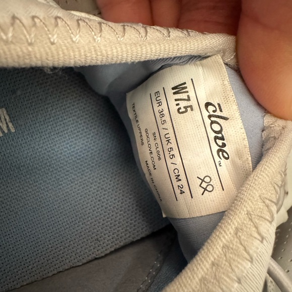 Clove - Grey matter - Picture 6 of 8